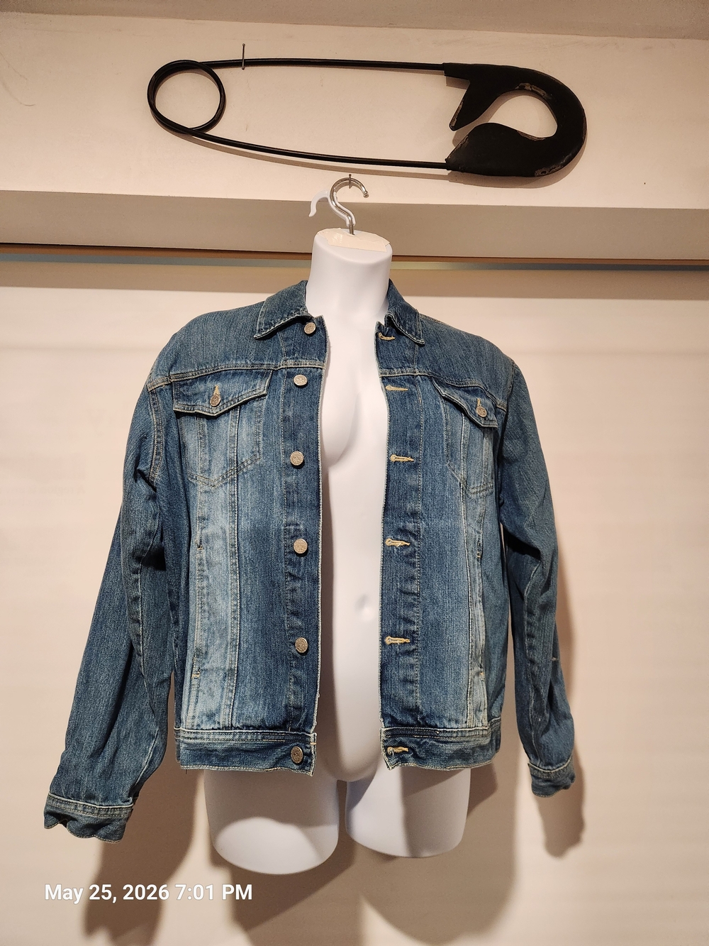 Beverly Hills Polo Club Light Blue Denim Jacket with Black Label